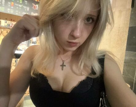 Full leaked Pelememe private photo