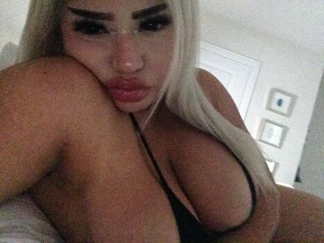 Full leaked Perlaasaharr private photo