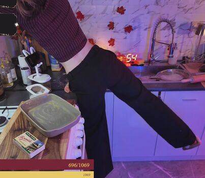 Full leaked Perlinna private photo