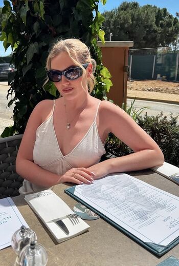 Full leaked Perrie edwards private photo