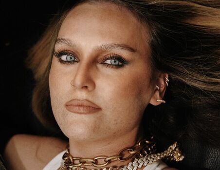 Full leaked Perrie edwards private photo