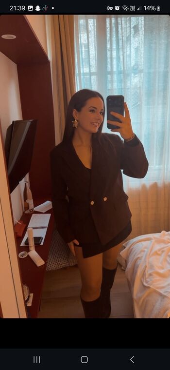 Full leaked Perrine rmd private photo