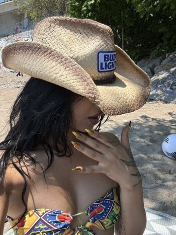 Full leaked Persian private photo