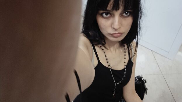 Full leaked Persian private photo