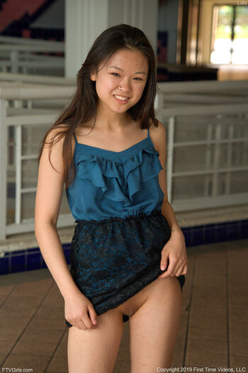petiteasian