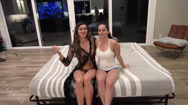 Full leaked Petitechloemae private photo