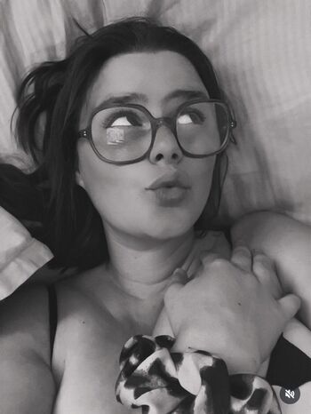 Full leaked Petitesaloppppppe private photo