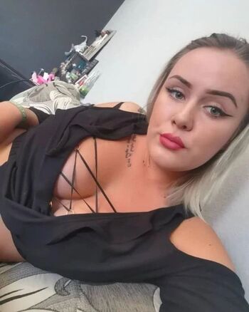 Full leaked Petratimea  page private photo