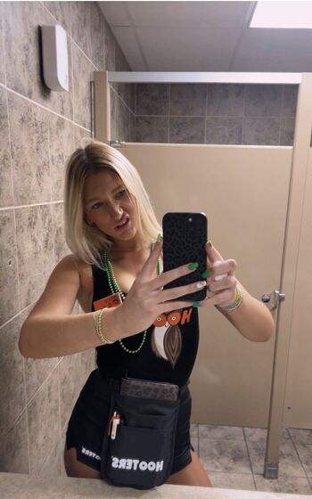 Full leaked Peyton redmond private photo