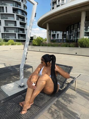Phobbicclwethu_