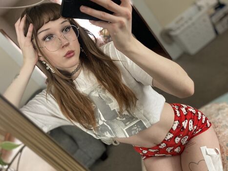 Full leaked Phoebefawn private photo