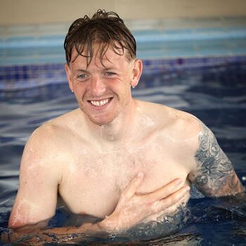 Full leaked Pickford private photo