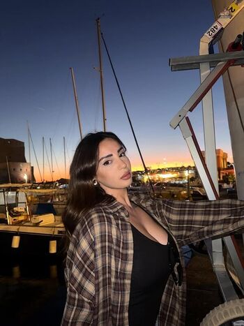 Full leaked Pina luongo private photo