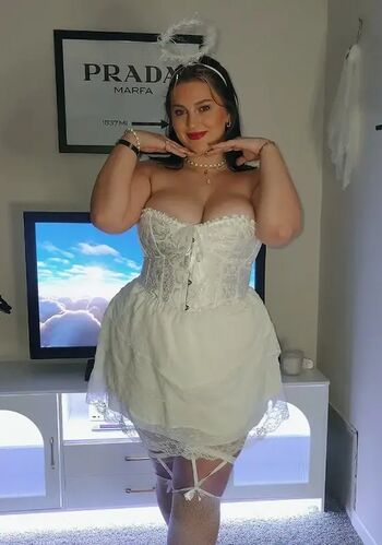 Full leaked Pinklux private photo