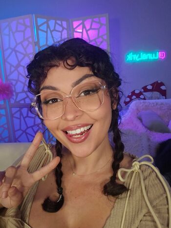 Full leaked Pinksaltmoon private photo