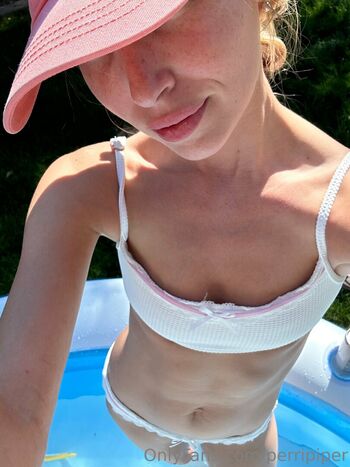 Piper Perri