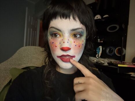 Full leaked Pixiexsnow private photo