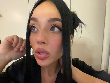 Full leaked Pixychu private photo