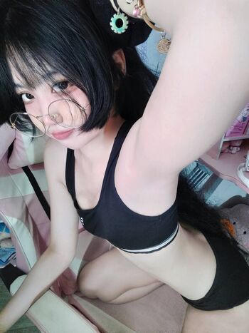 Full leaked Planoy private photo