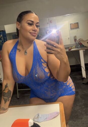 Full leaked Playingincluds private photo