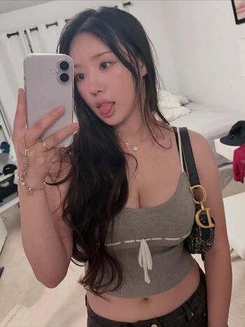 Leaked Lunastar/ private photo viral onlyfans
