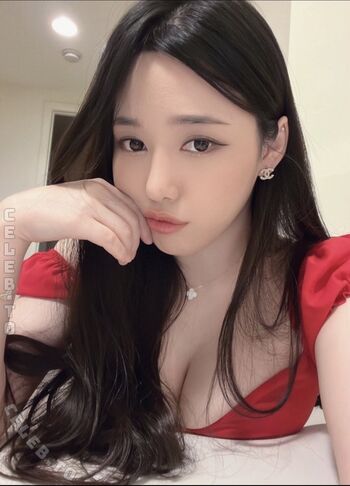 Full leaked Iclikewhat private photo