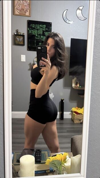 Full leaked Poisonbloom private photo