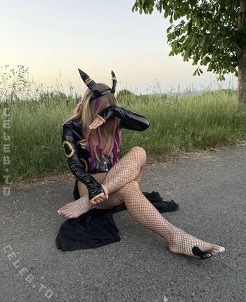 Full leaked Pokemonlunaa private photo