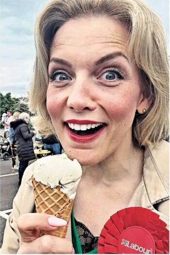 Full leaked Politicians female private photo