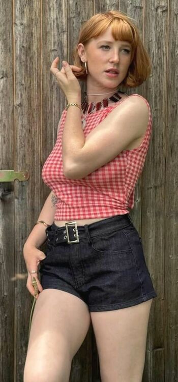 Full leaked Polluxcia private photo
