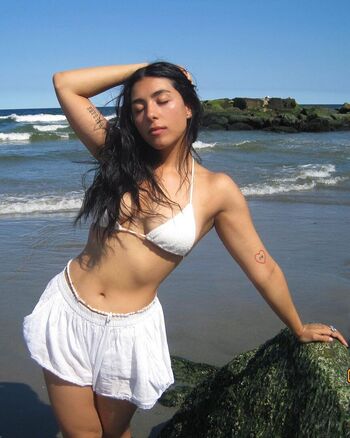 Full leaked Pom pom squad private photo