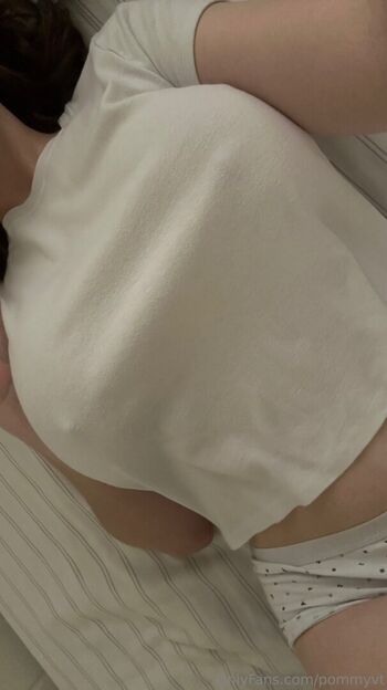Full leaked Pommy private photo