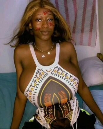 Full leaked Poupemimi private photo