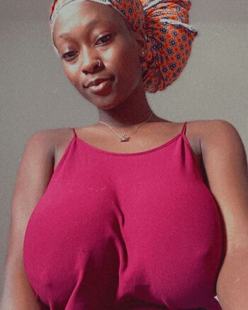 Full leaked Poupemimi private photo