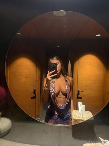 Full leaked Ppwyang private photo
