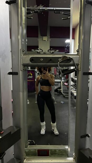 Full leaked Prttyhony private photo
