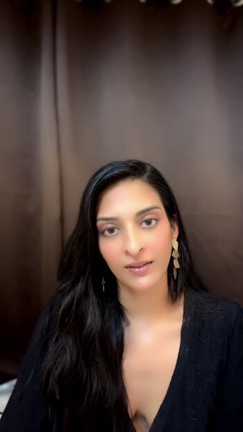 Full leaked Prachi singla private photo