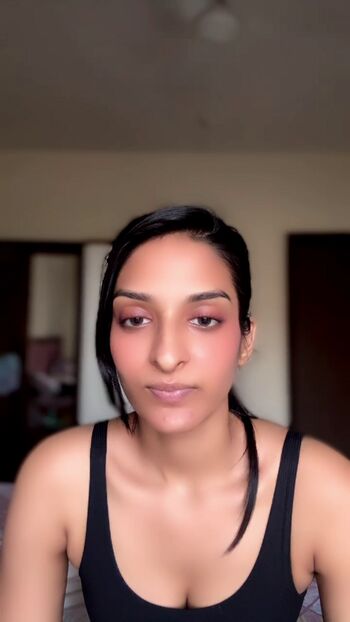 Full leaked Prachi singla private photo