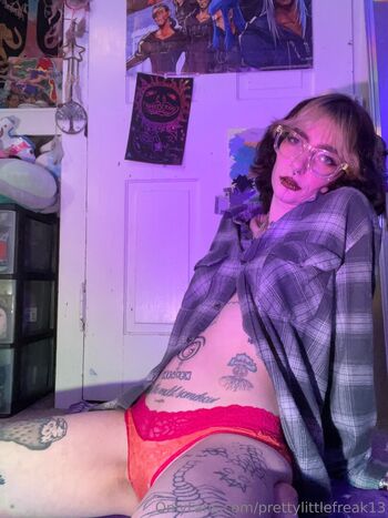 prettylittlefreak13