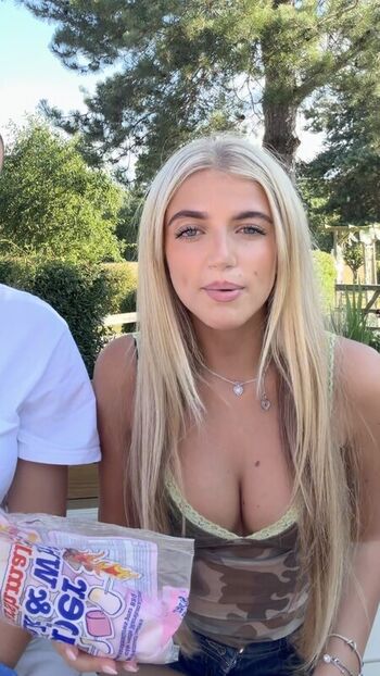 Full leaked Princess andre page private photo