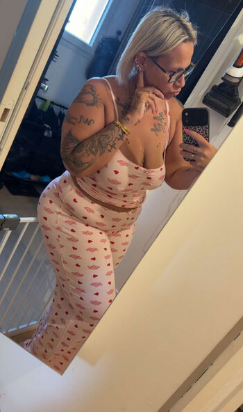Full leaked Princessemiymiy private photo