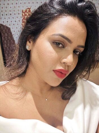 Full leaked Priyablr private photo