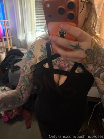 Full leaked Pushinguproses private photo