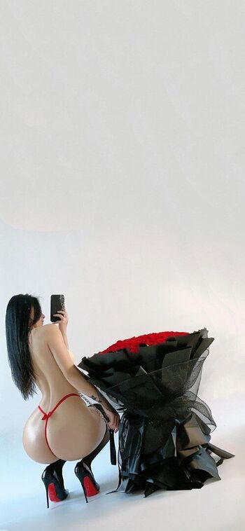 Full leaked Qiaoniutt private photo
