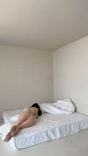 Full leaked Qiaoniutt  page private photo