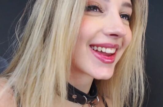 Full leaked Queen kitty private photo