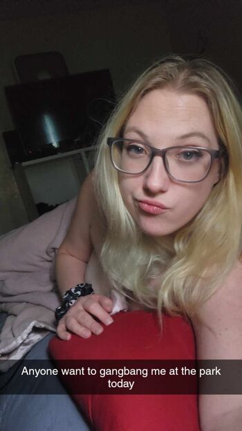 Full leaked Quinnwiththetwinn private photo