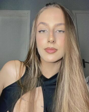 &Quot;Quem É Essa&Quot; Pesquise Nomes Aqui.