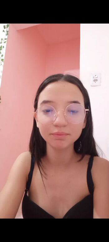 &Quot;Quem É Essa&Quot; Pesquise Nomes Aqui.