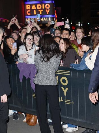 Full leaked Rachel zegler page private photo